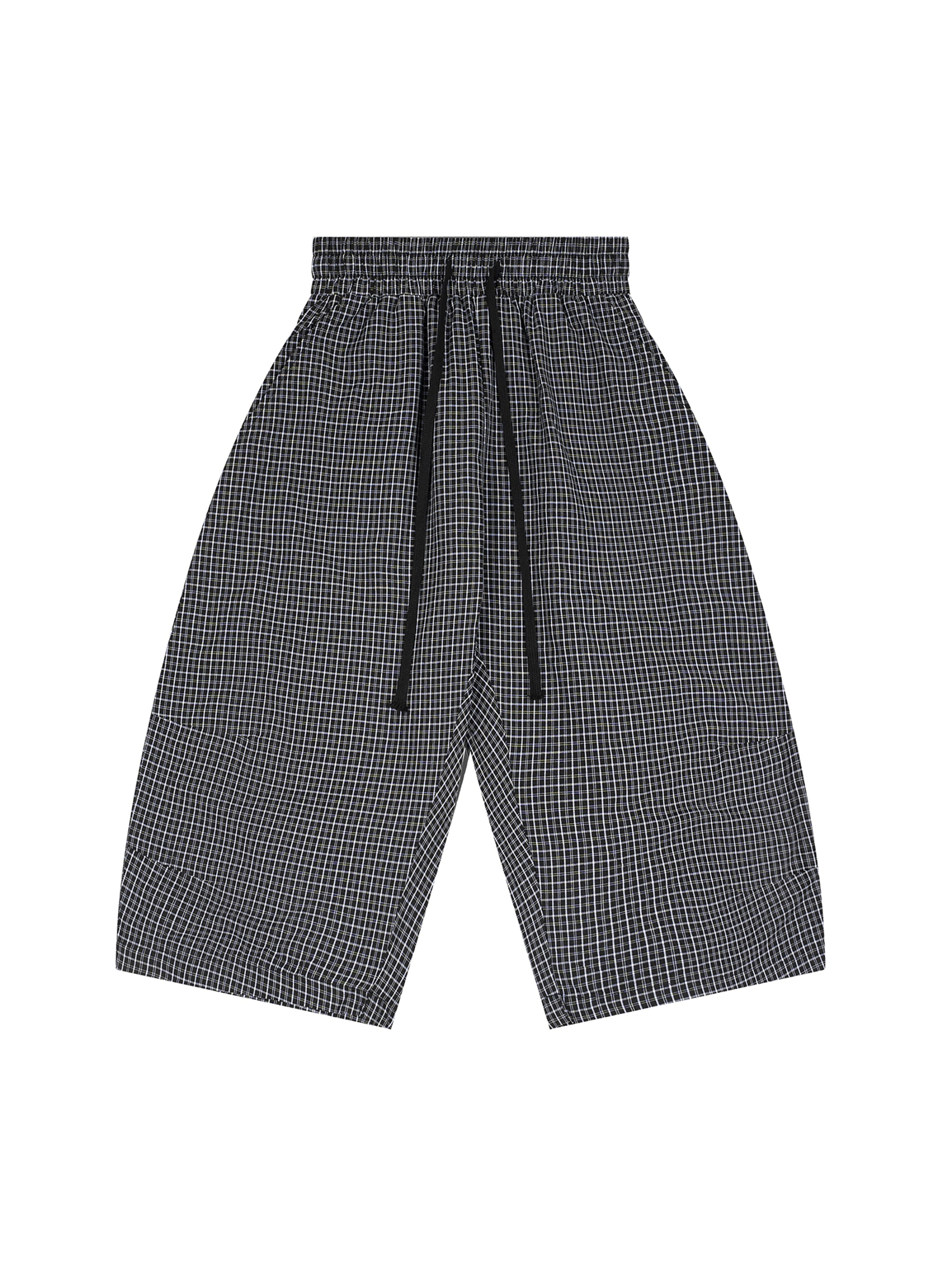 Unisex Plaid Loose Capri Shorts — Black